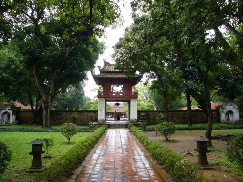 Phu Nhuan Hotel Hanoi Exterior photo